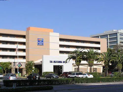 Ramada By Wyndham Tampa Westshore Airport South Otel