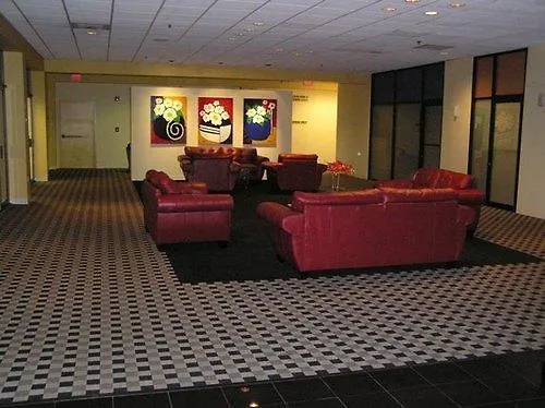 Ramada By Wyndham Tampa Westshore Airport South Otel